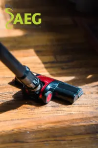 Clean Hardwood Floors vacuum